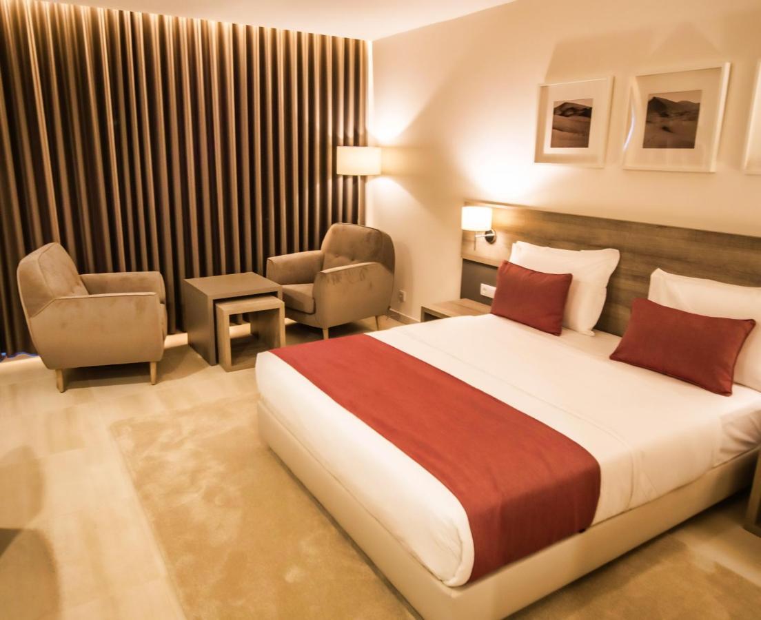 Hotel Monotel Dar El Barka นูแอกชอต ภายนอก รูปภาพ