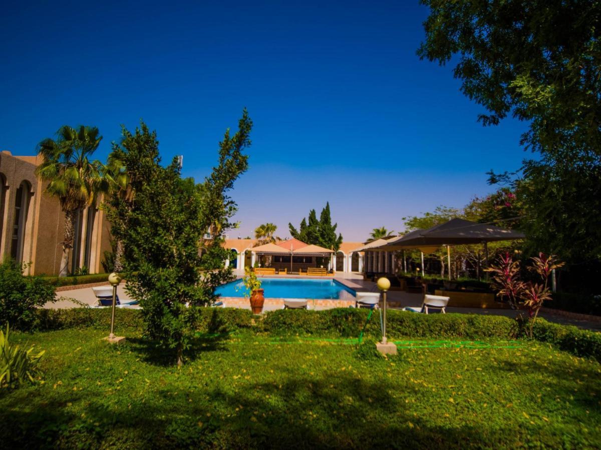 Hotel Monotel Dar El Barka นูแอกชอต ภายนอก รูปภาพ
