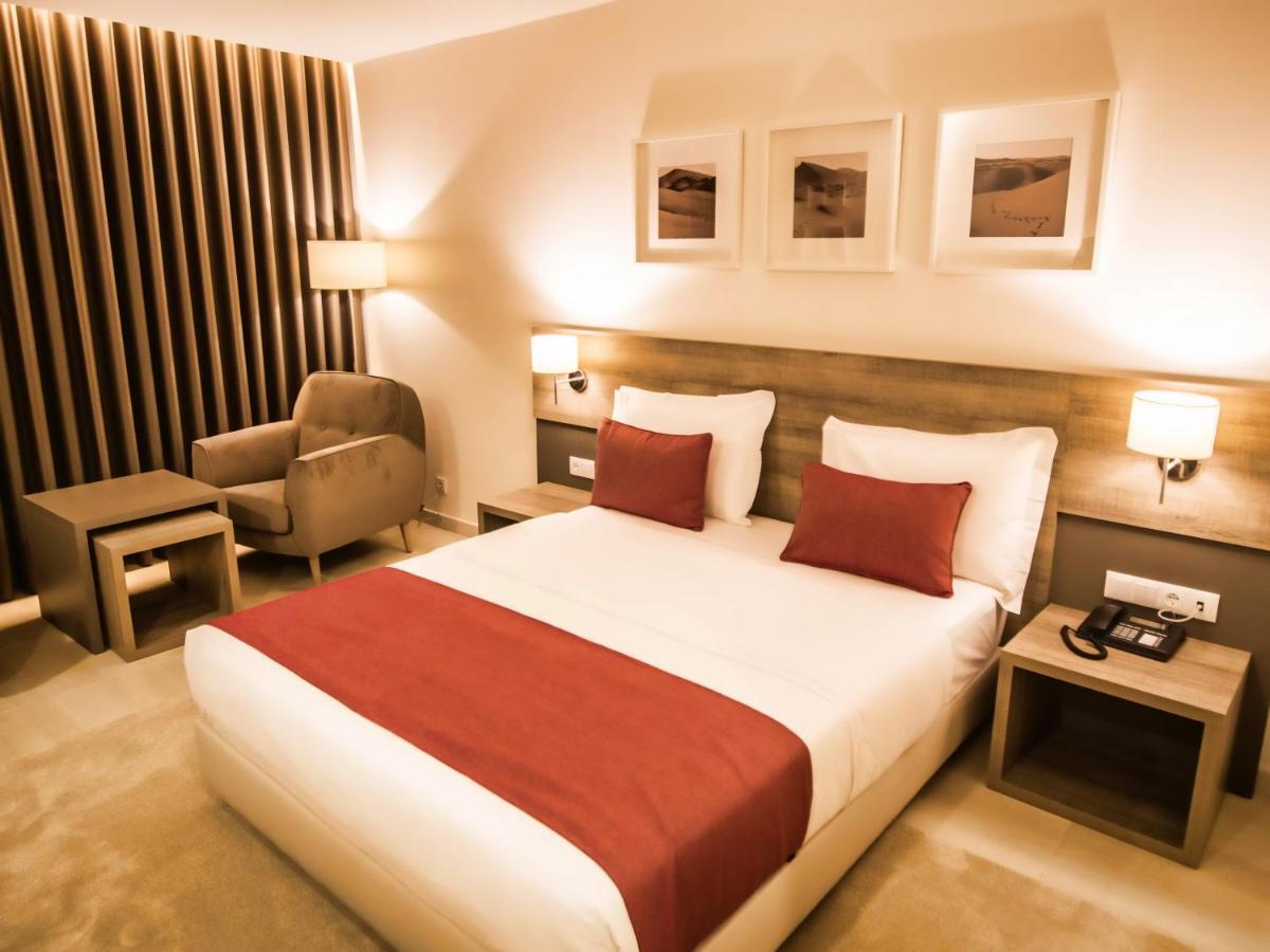 Hotel Monotel Dar El Barka นูแอกชอต ภายนอก รูปภาพ