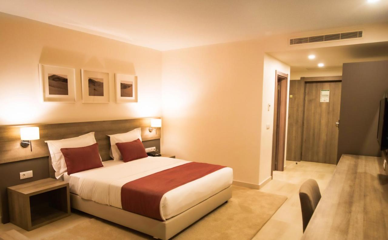 Hotel Monotel Dar El Barka นูแอกชอต ภายนอก รูปภาพ